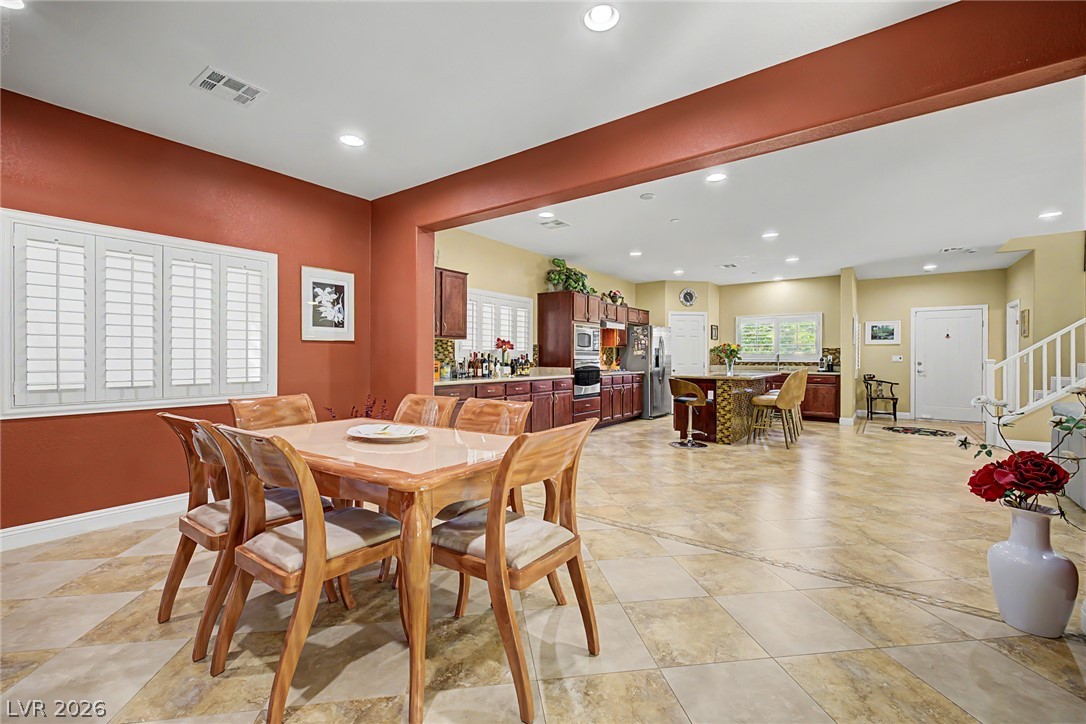 3185 Mantua Village Avenue Property Photo 3