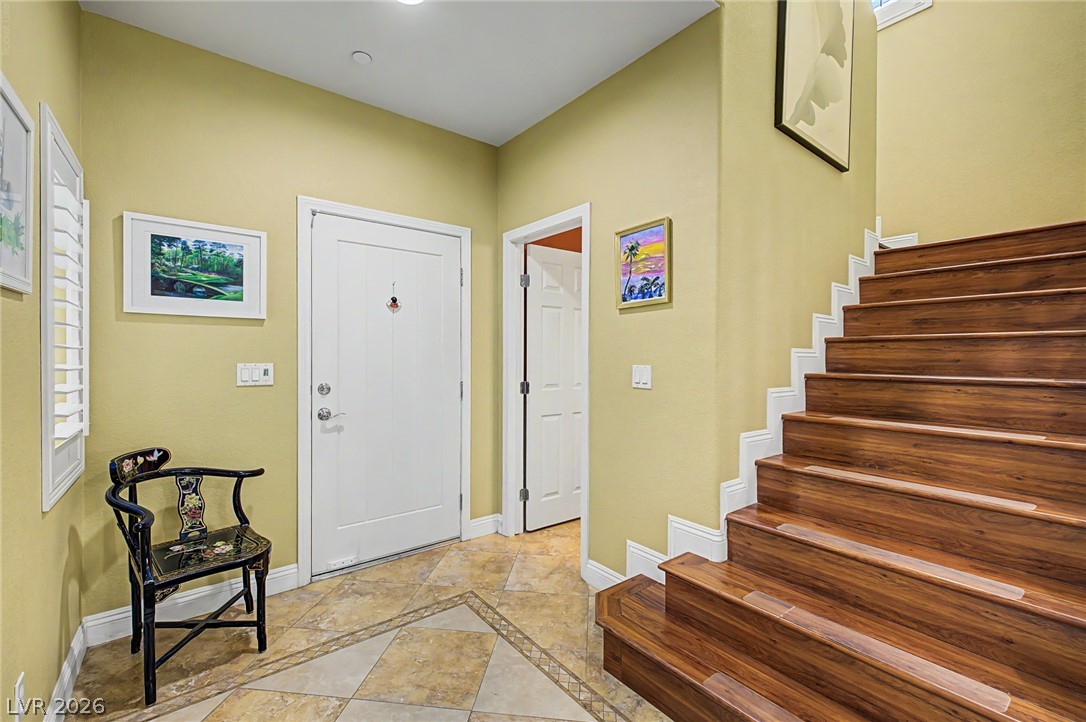 3185 Mantua Village Avenue Property Photo 9