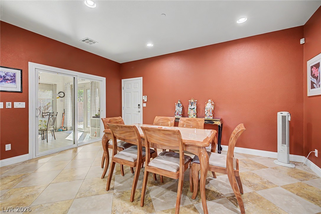 3185 Mantua Village Avenue Property Photo 12