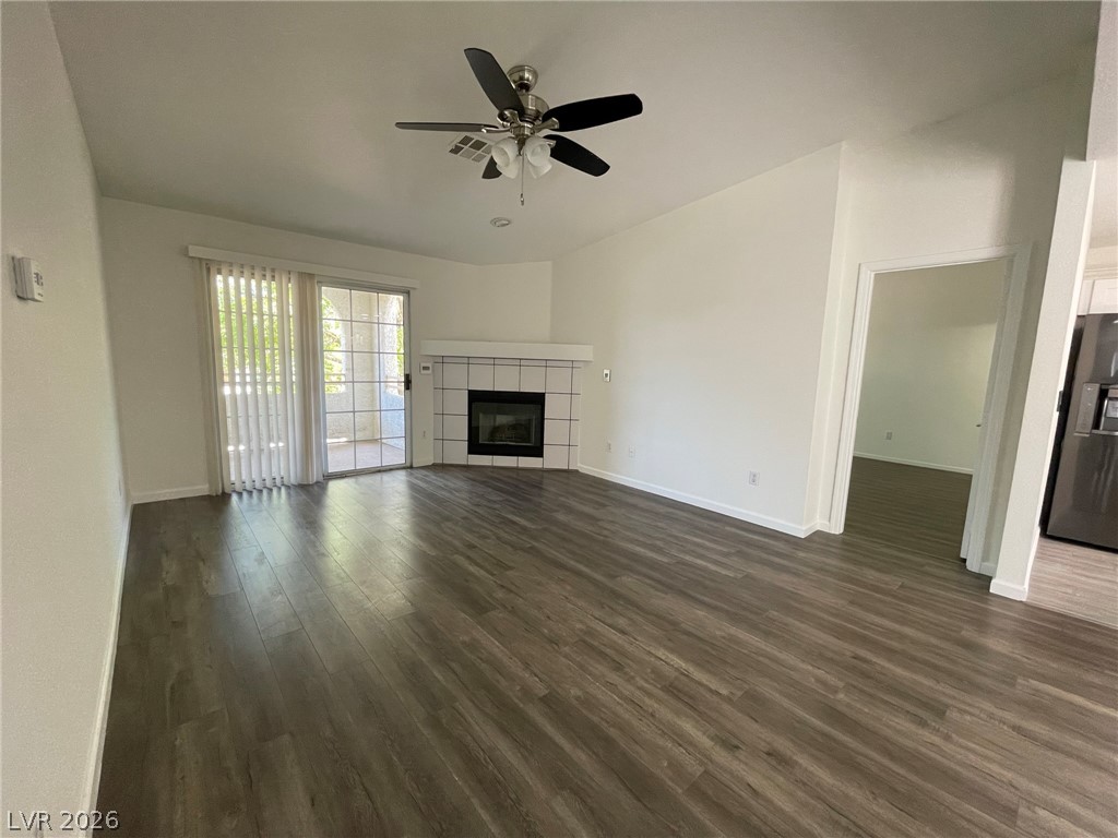8452 Boseck Drive 279 Property Photo 7