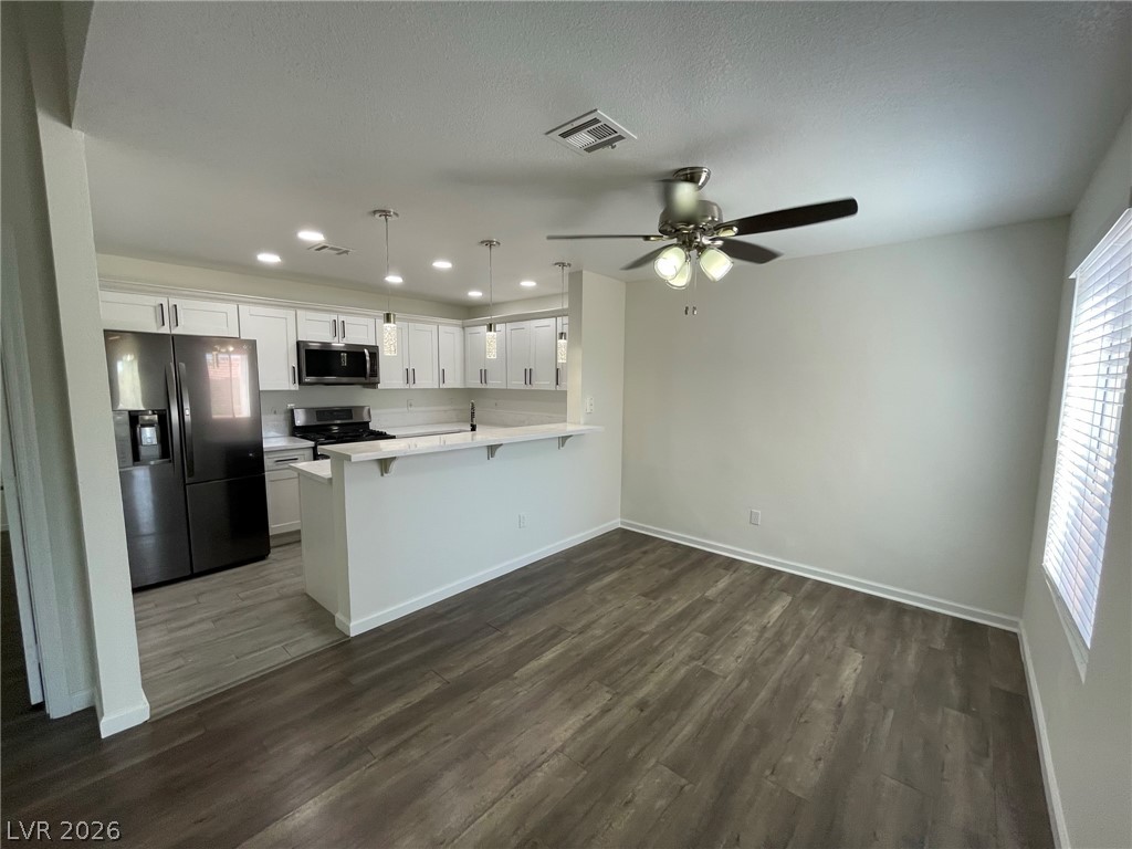 8452 Boseck Drive 279 Property Photo 10