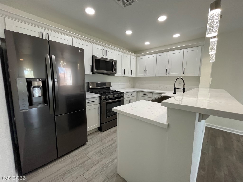 8452 Boseck Drive 279 Property Photo 11