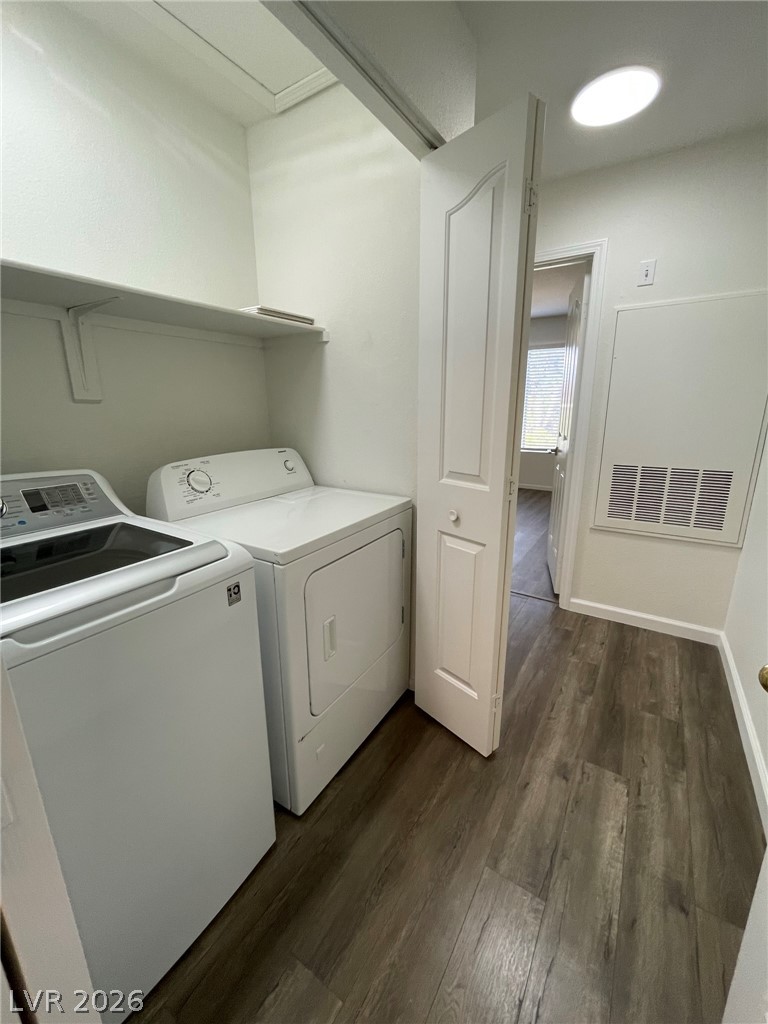 8452 Boseck Drive 279 Property Photo 15