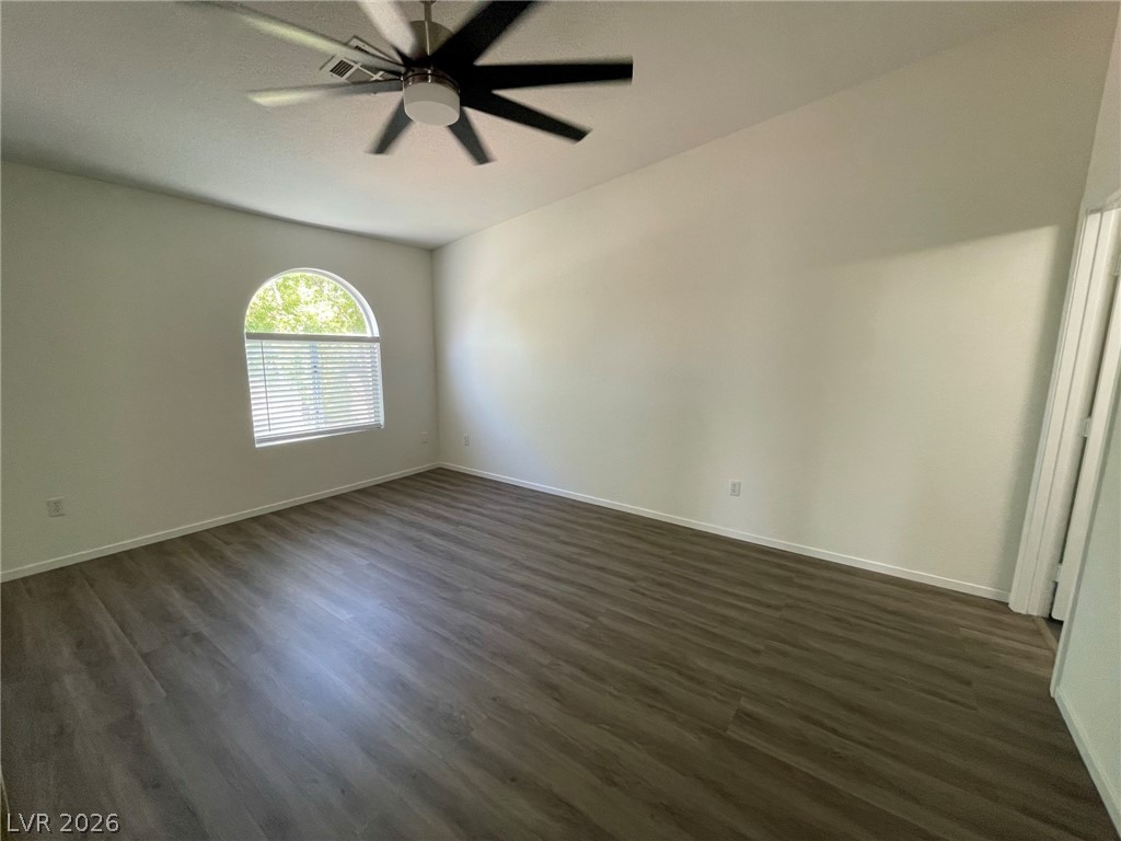 8452 Boseck Drive 279 Property Photo 16
