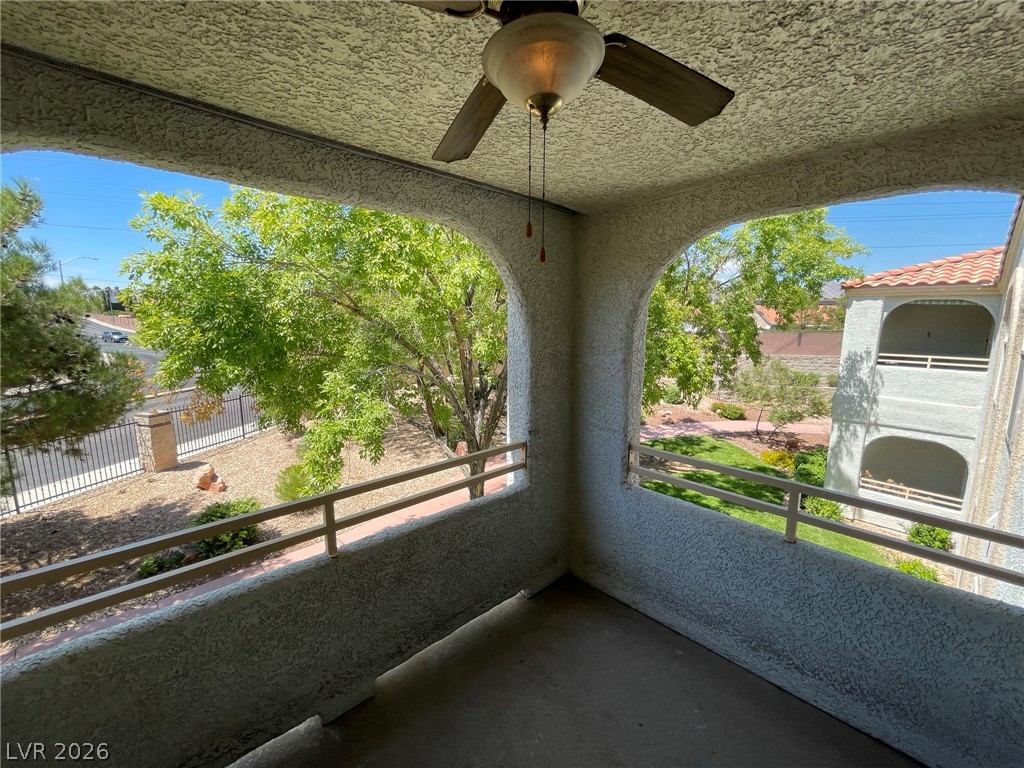 8452 Boseck Drive 279 Property Photo 18