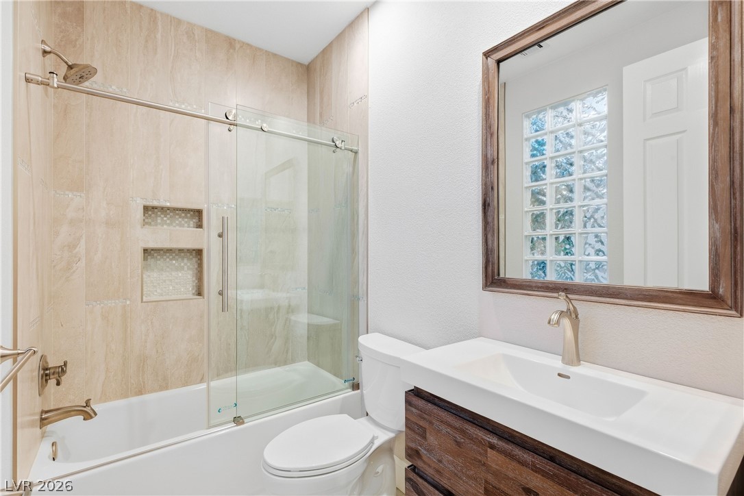 2575 Turtle Head Peak Drive Property Photo 19
