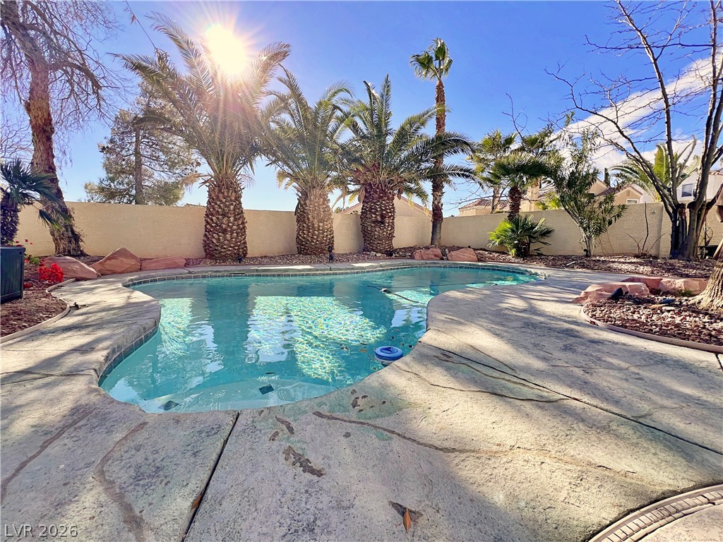 1828 Derbyshire Drive Property Photo 8
