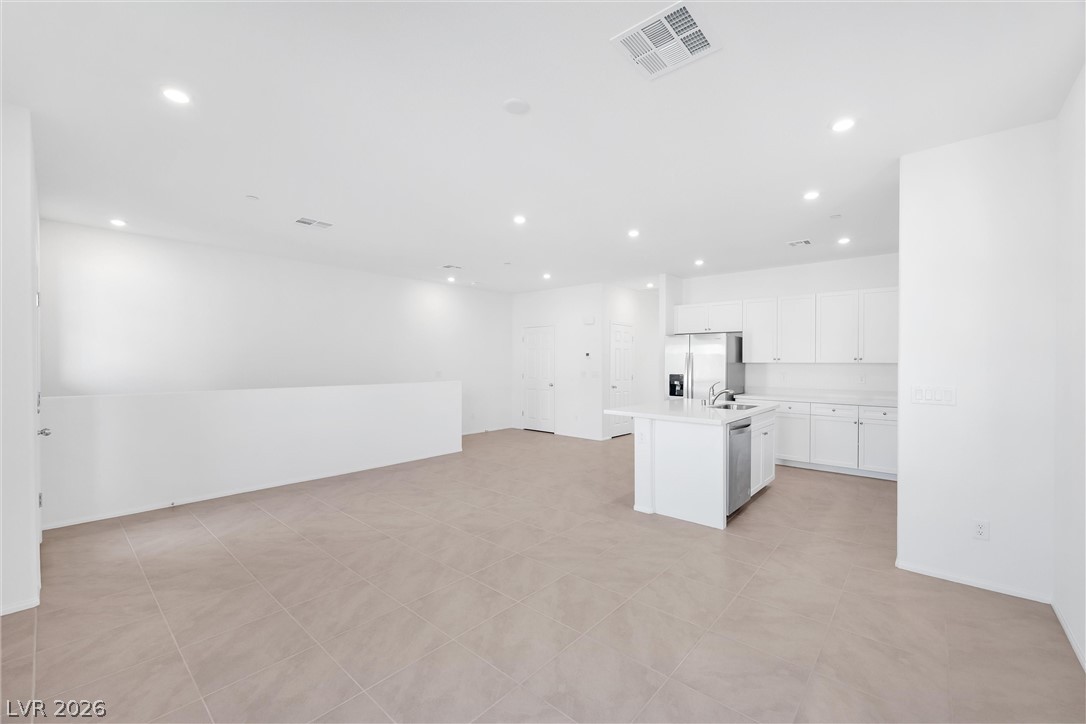 6168 Garden Crest Street Property Photo 10