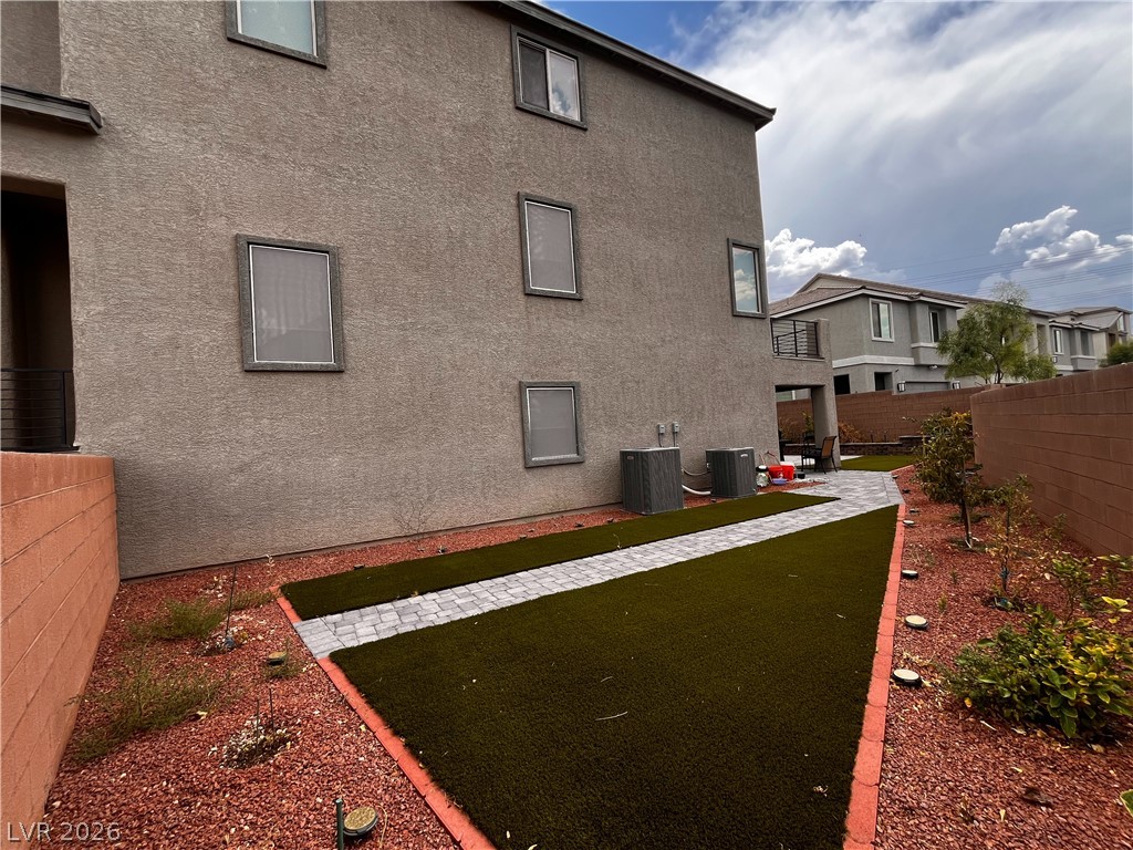 5991 Wyndham Estate Avenue Property Photo 8