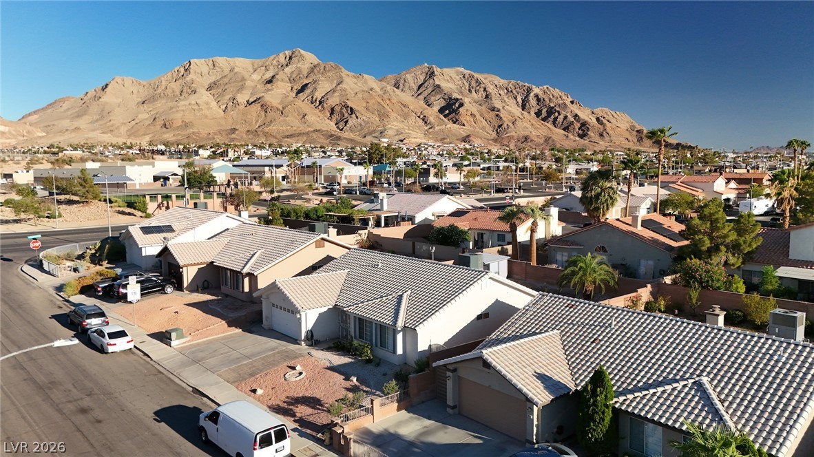 6671 Walnut Canyon Drive Property Photo 3