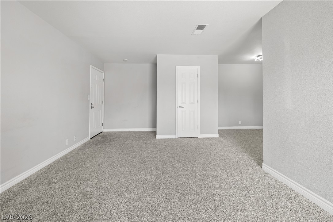 5061 River Glen Drive 80 Property Photo 3