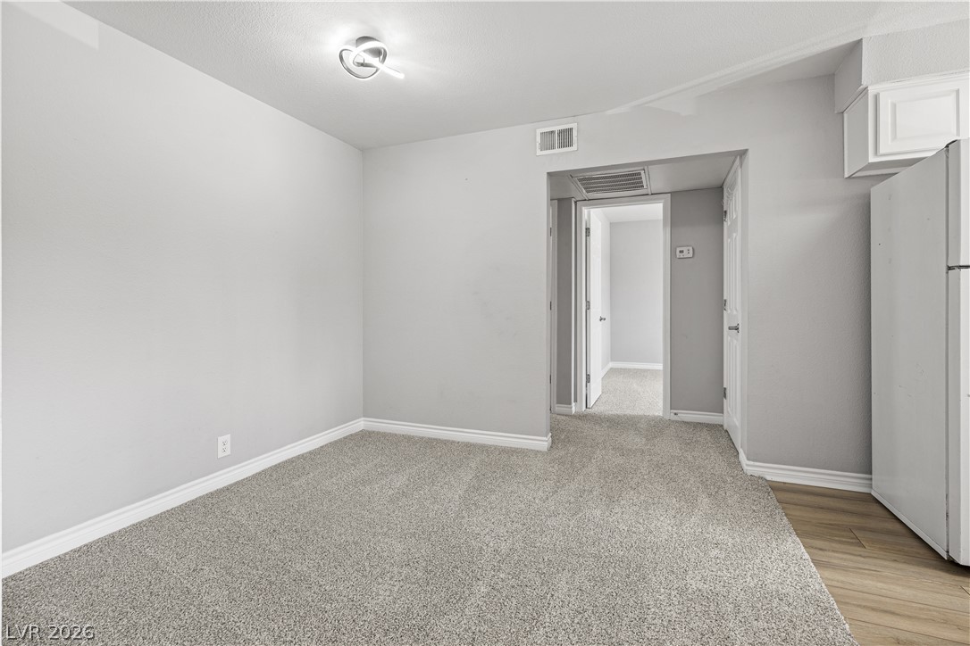 5061 River Glen Drive 80 Property Photo 4