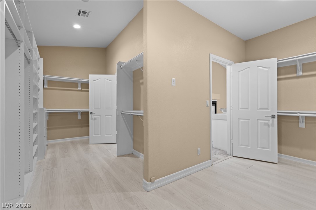 118 Weatherwood Court Property Photo 29