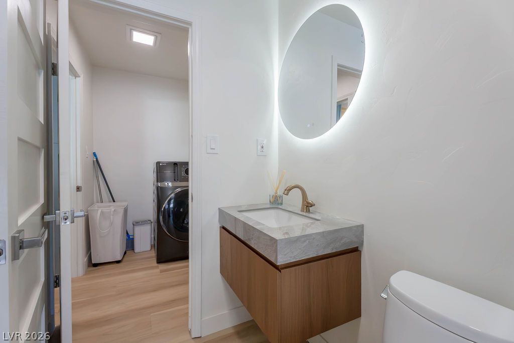 2106 West Oakey Boulevard Property Photo 49