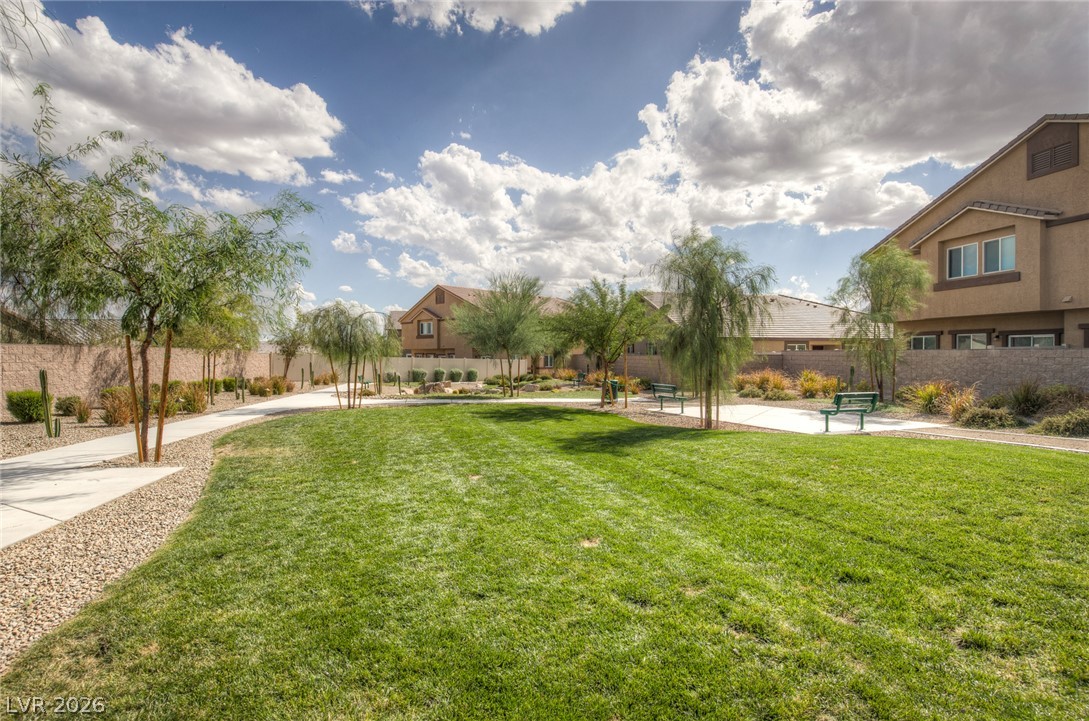 7910 Aurora Sky Street Property Photo 27