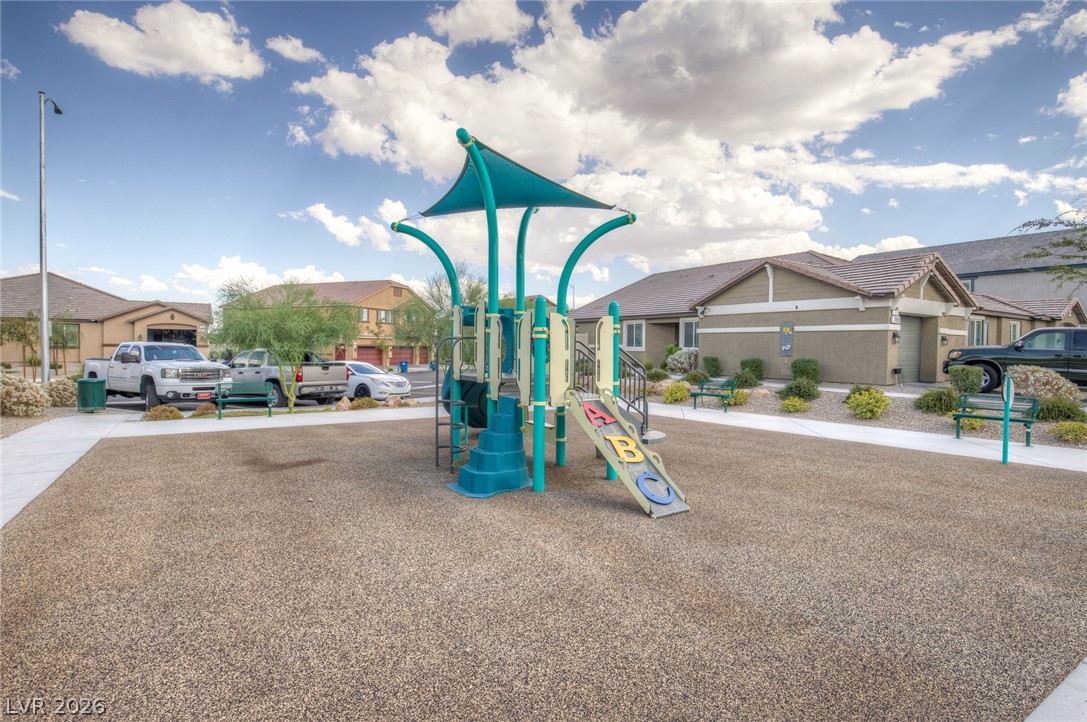 7910 Aurora Sky Street Property Photo 29