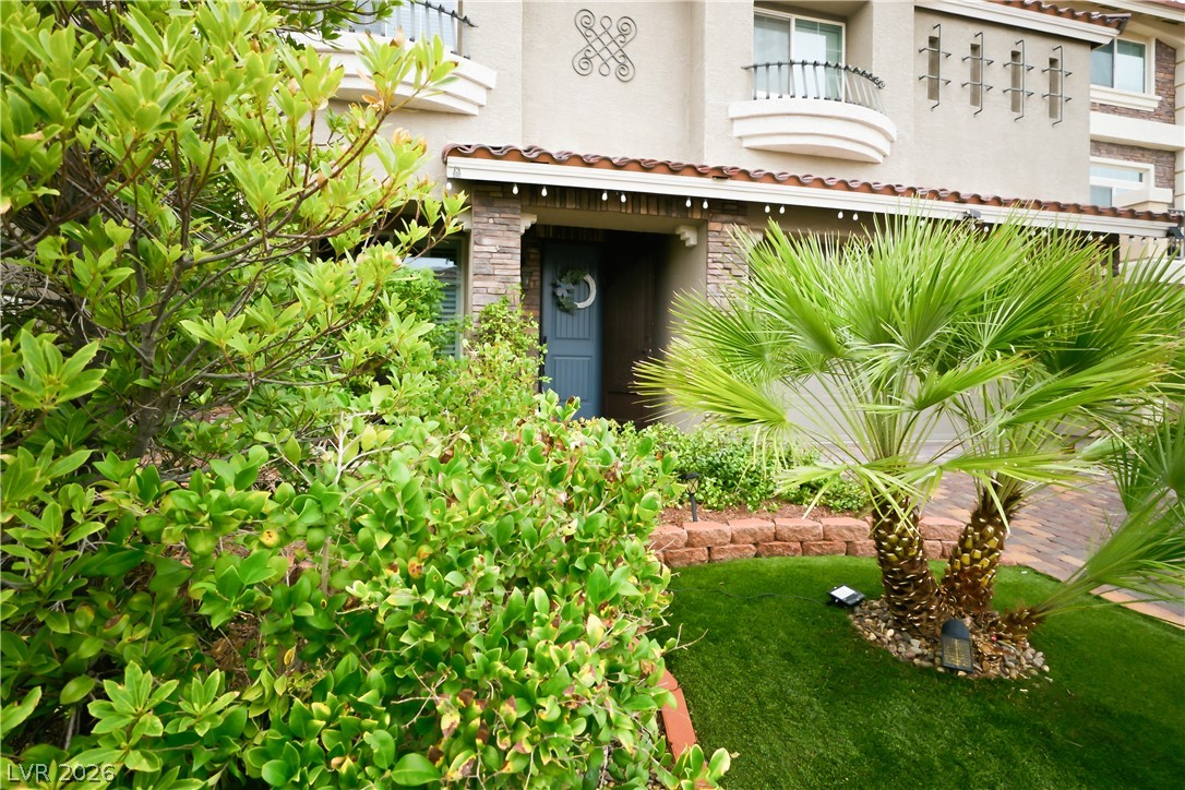 10121 Arbor Brook Court Property Photo 4