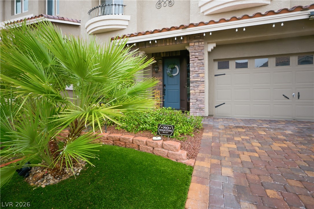 10121 Arbor Brook Court Property Photo 5
