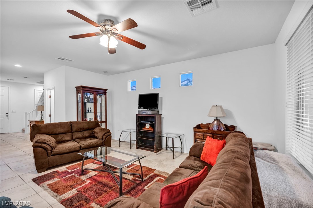 7576 Shiny Bangle Court Property Photo 11