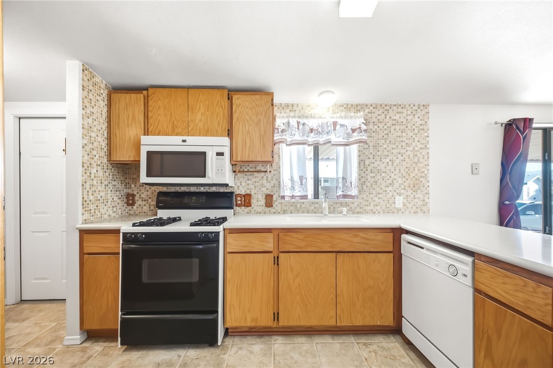 1639 Granada Street Property Photo 16