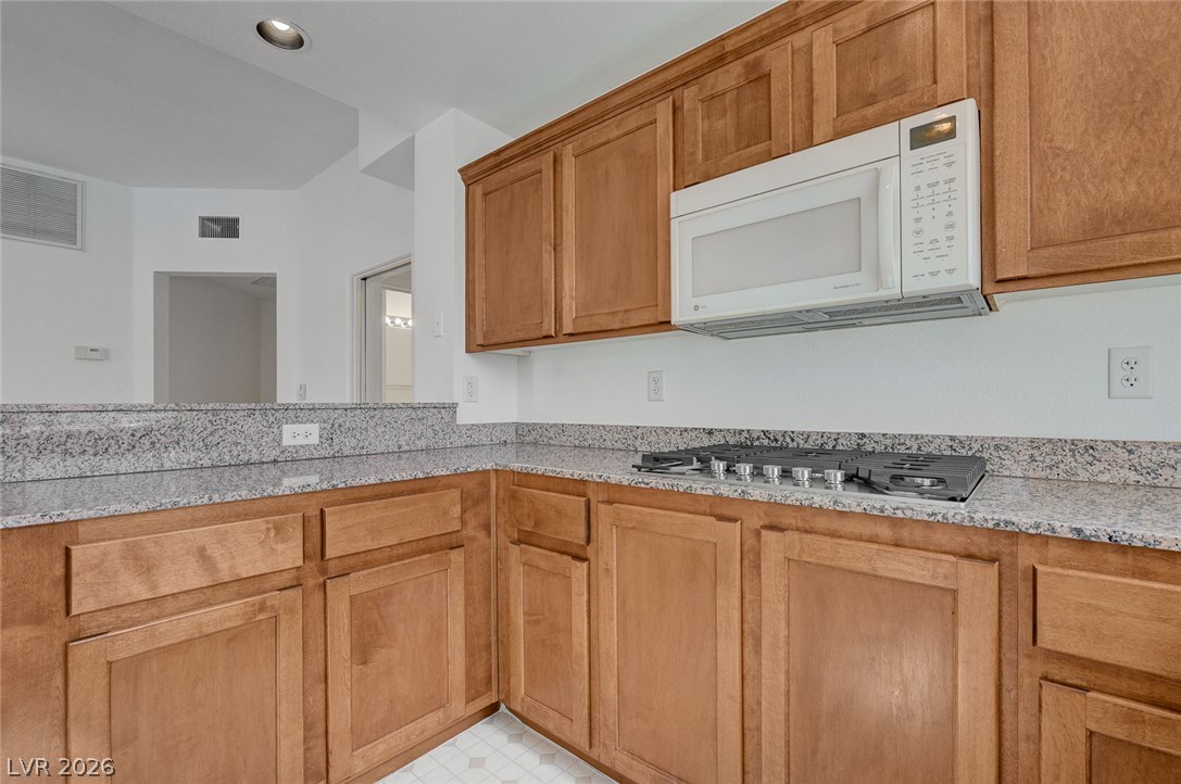 83 East Agate Avenue 302 Property Photo 6