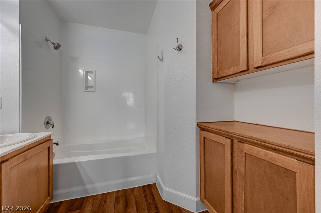 83 East Agate Avenue 302 Property Photo 18