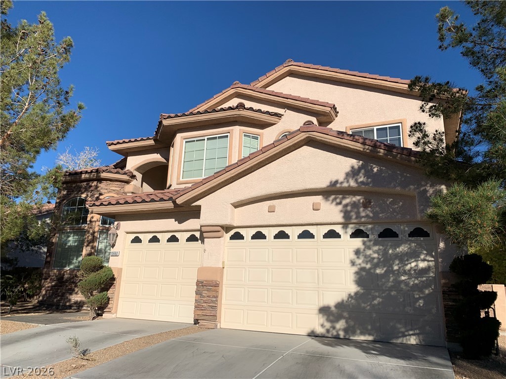 10660 Lago Cantini Street Property Photo 2