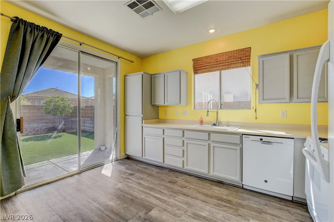 3732 Starlight Evening Street Property Photo 6
