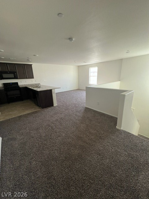 4561 Woolcomber Street Property Photo 5