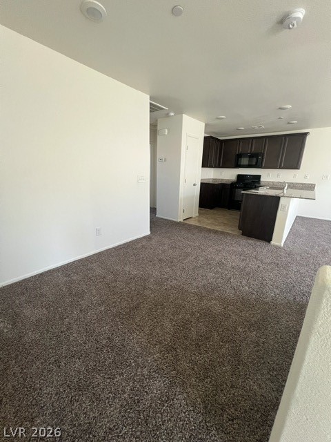 4561 Woolcomber Street Property Photo 6