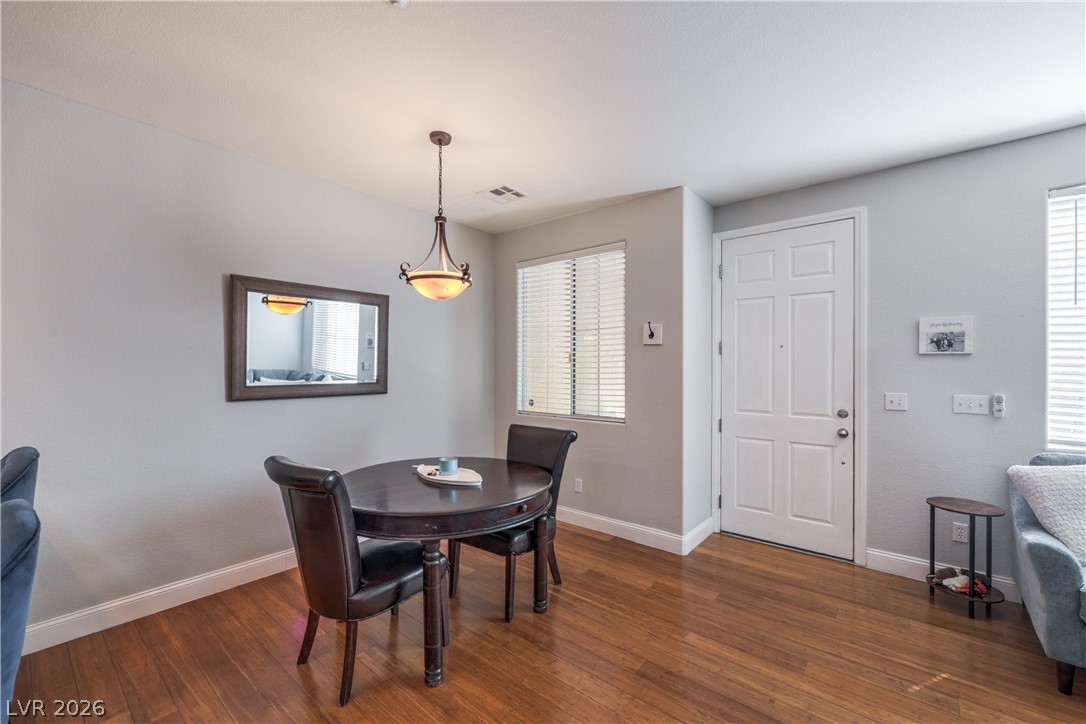 1525 Spiced Wine Avenue 12103 Property Photo 8