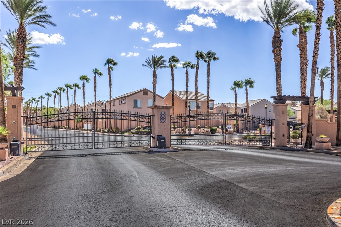 1525 Spiced Wine Avenue 12103 Property Photo 27