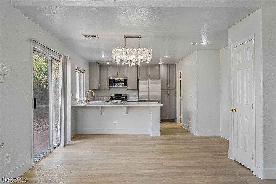10416 Horseback Ridge Avenue Property Photo 12