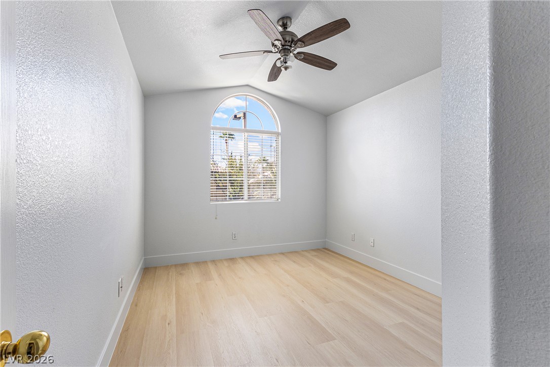 10416 Horseback Ridge Avenue Property Photo 24