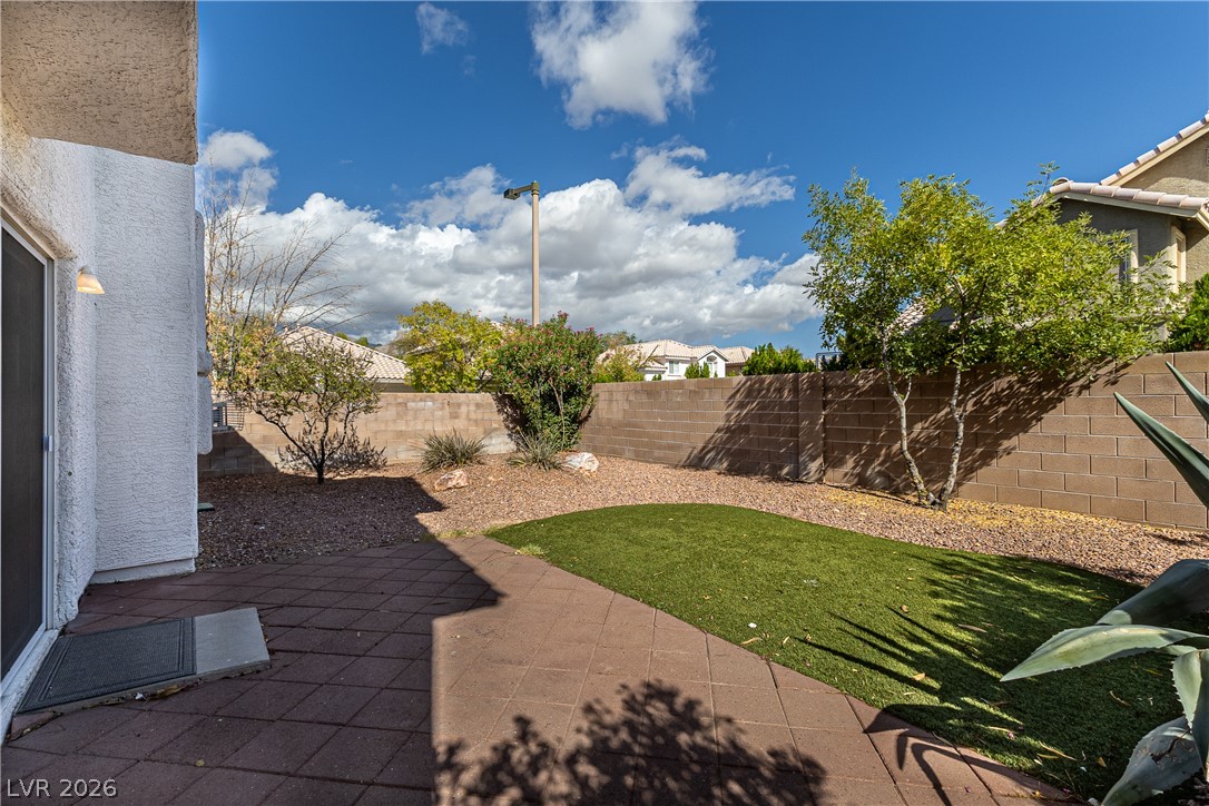 10416 Horseback Ridge Avenue Property Photo 27