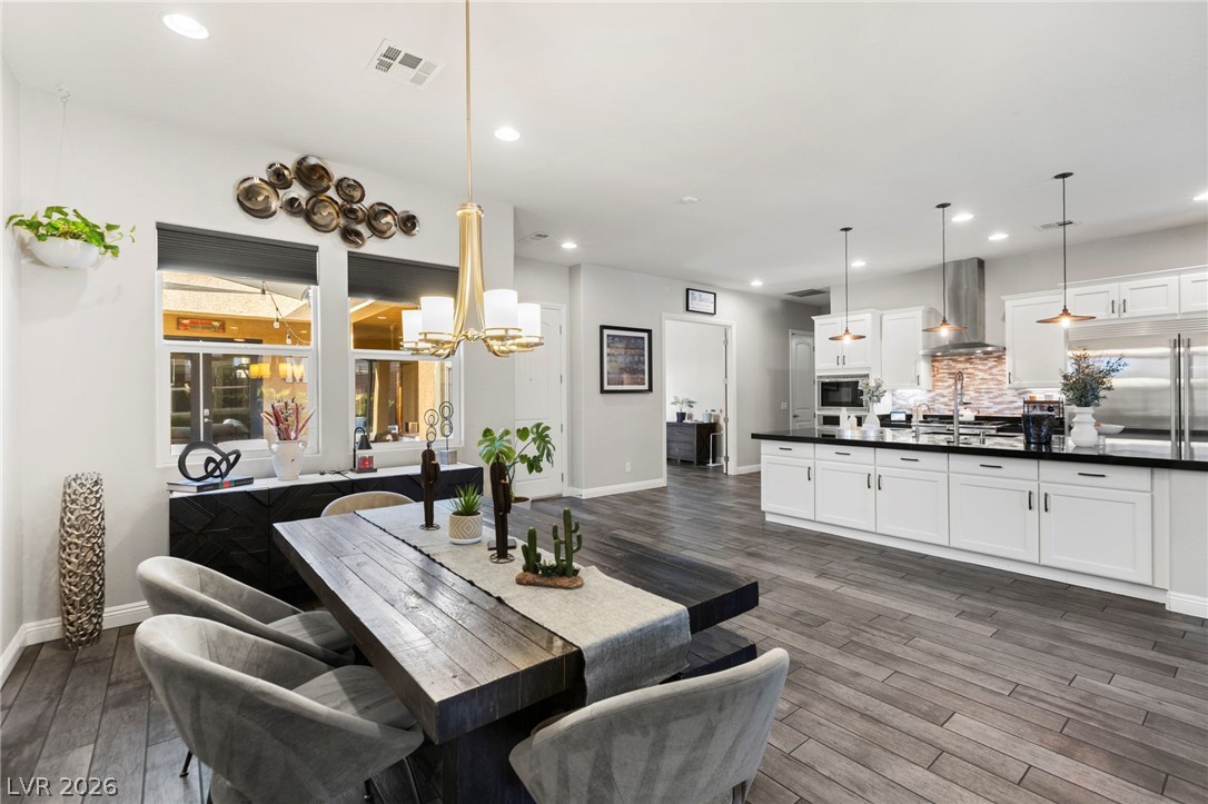 327 Castle Wynd Avenue Property Photo 18