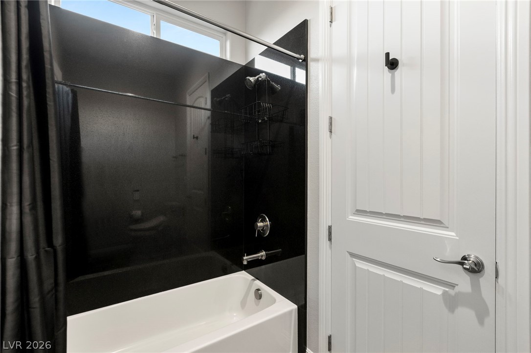 327 Castle Wynd Avenue Property Photo 31