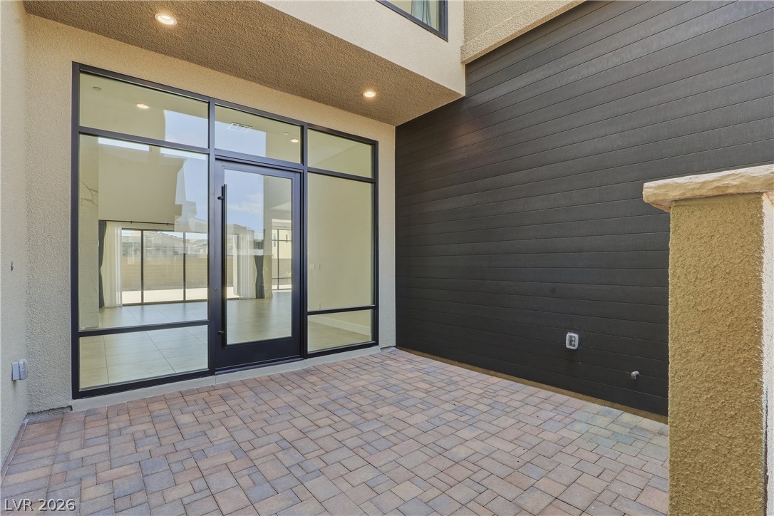 10761 Canyon Bloom Drive Property Photo 12