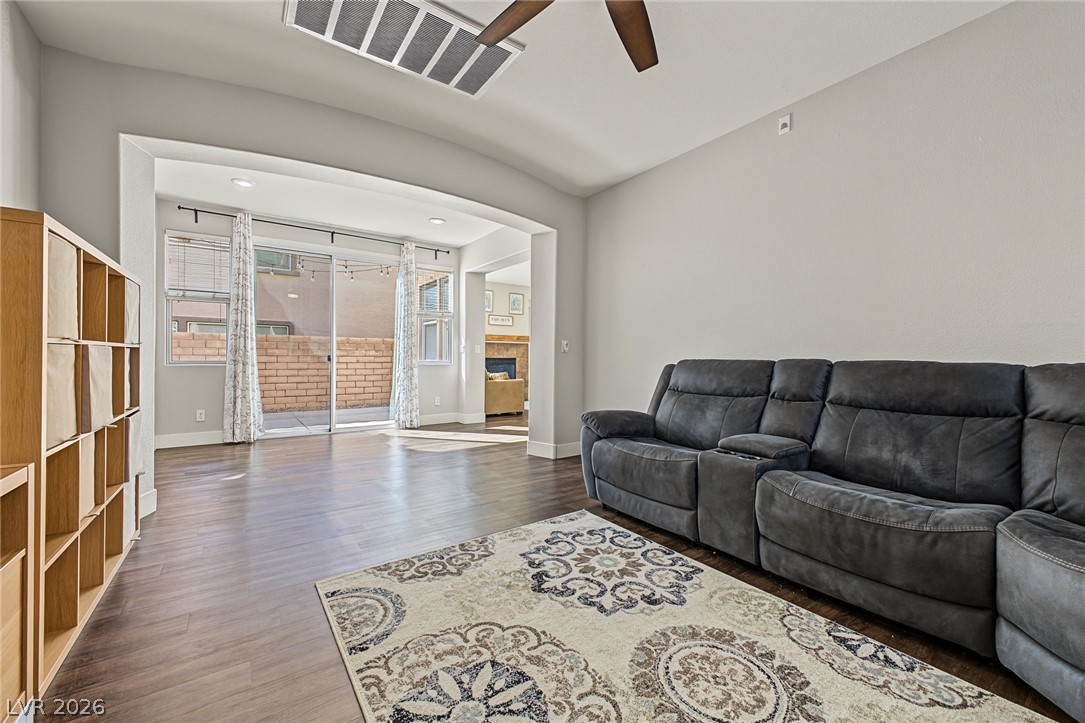 517 Ivy Spring Street Property Photo 10
