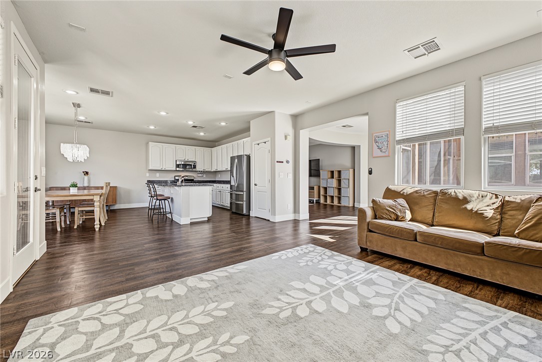 517 Ivy Spring Street Property Photo 14