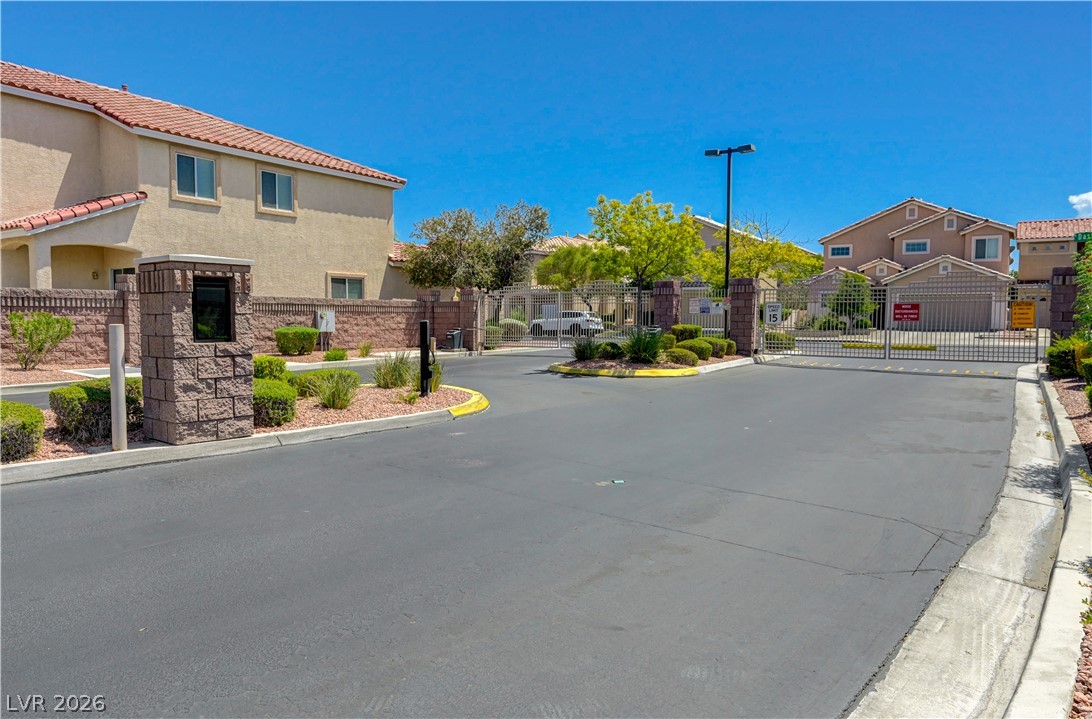 1711 Spotted Wolf Avenue Property Photo 52