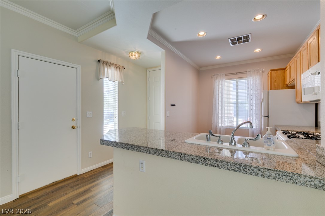 1592 Evening Spirit Avenue Property Photo 20