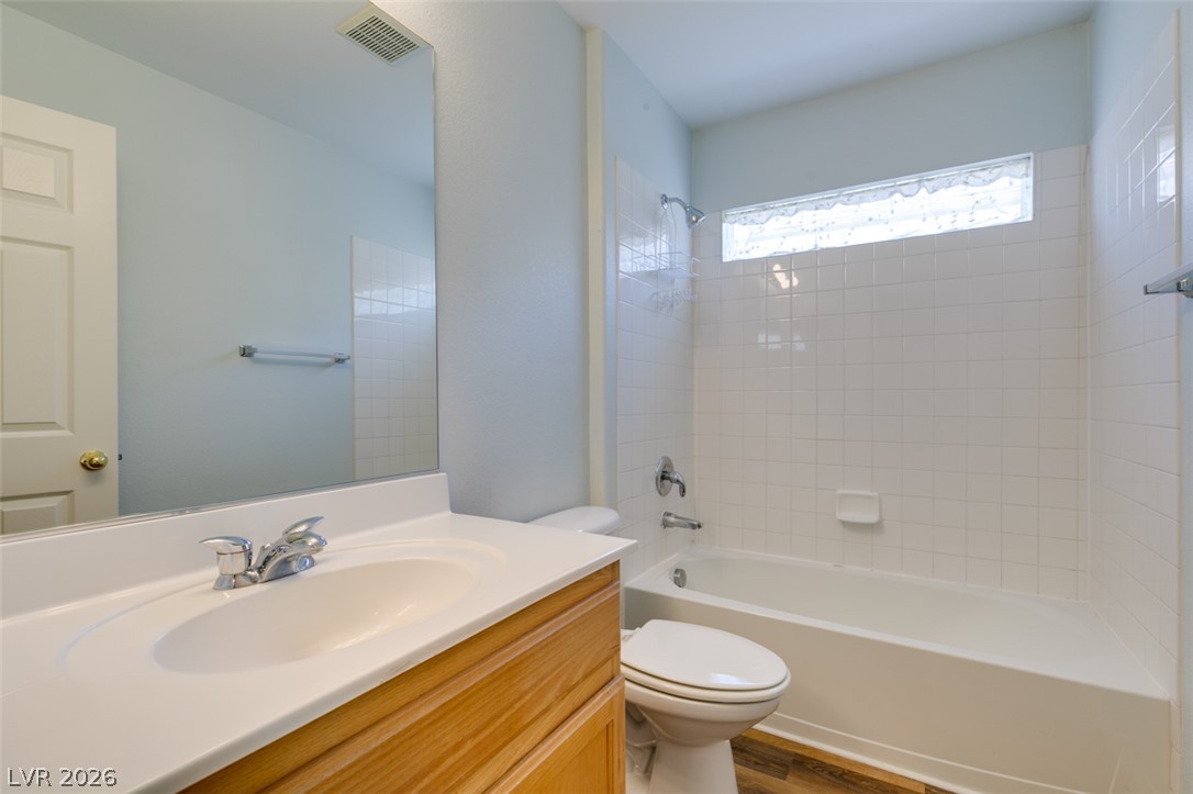 1592 Evening Spirit Avenue Property Photo 31