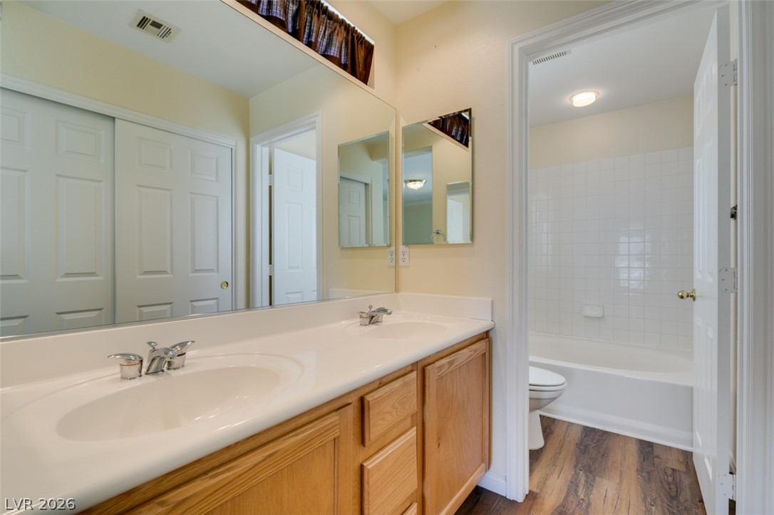 1592 Evening Spirit Avenue Property Photo 36