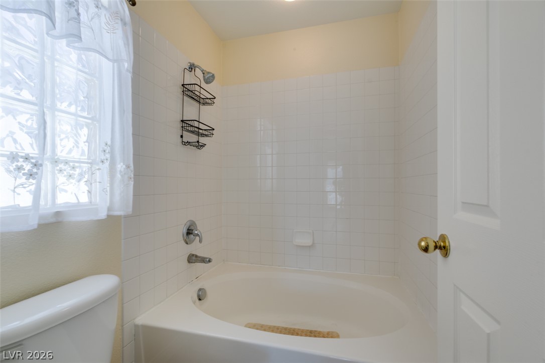 1592 Evening Spirit Avenue Property Photo 37