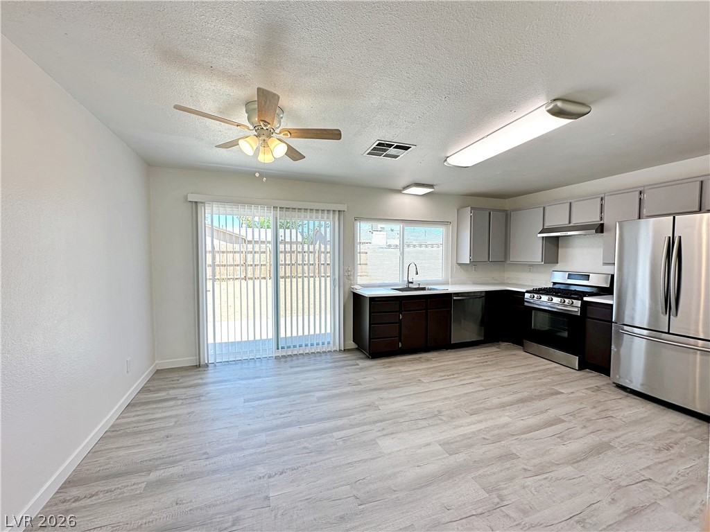 2501 Oak Glen Way Property Photo 5
