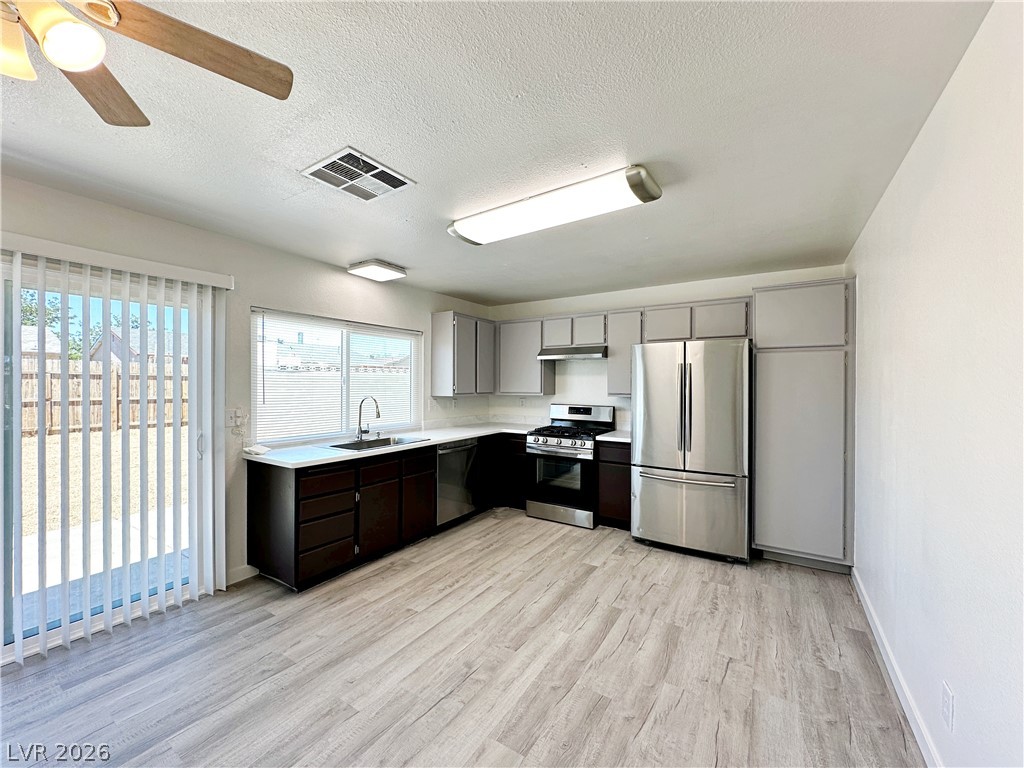 2501 Oak Glen Way Property Photo 6