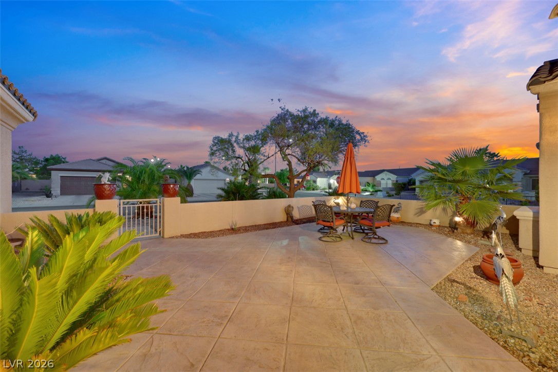 3050 Seaford Peak Drive Property Photo 5