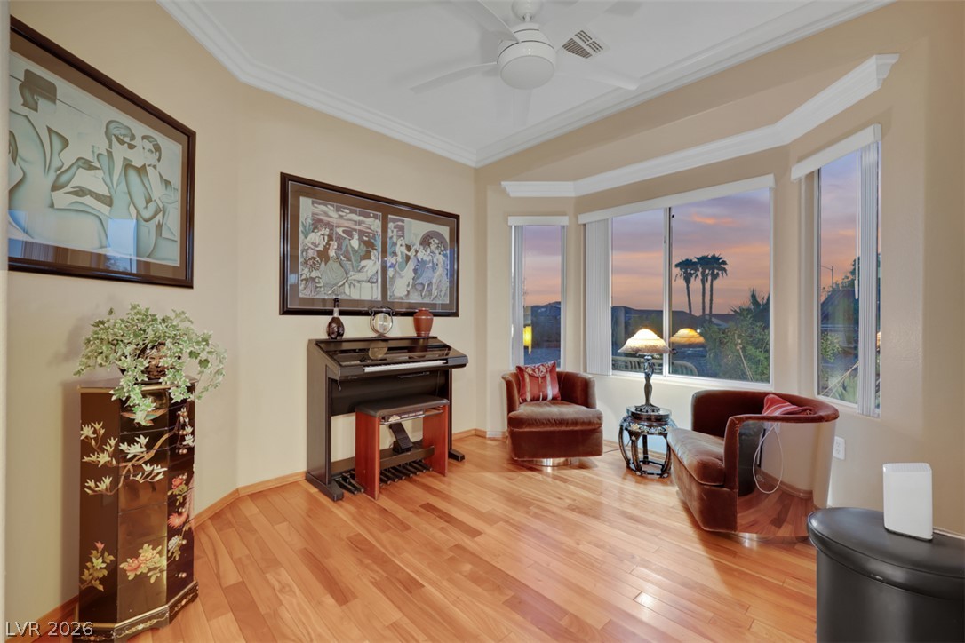 3050 Seaford Peak Drive Property Photo 12
