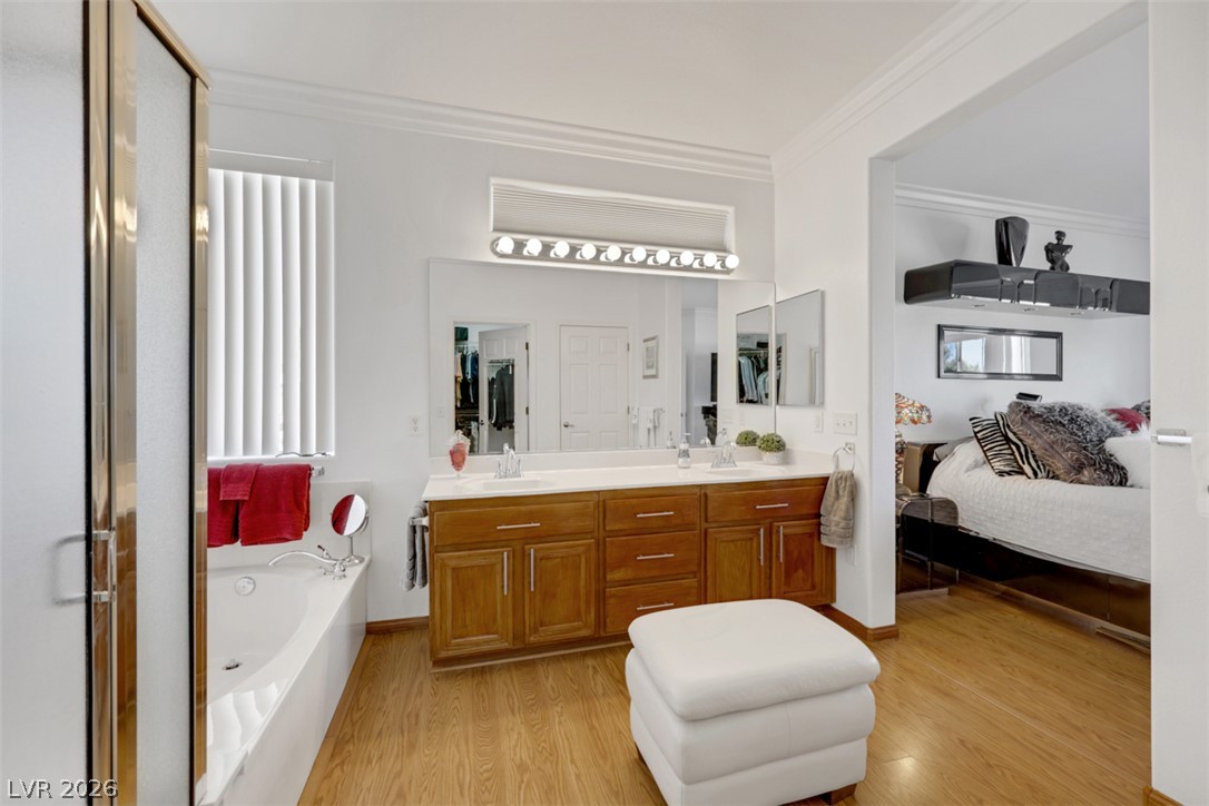 3050 Seaford Peak Drive Property Photo 46